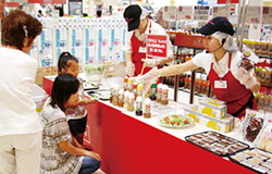 以高品質的產品，回應從店頭或客戶服務熱線中，所聽到的顧客的需求。